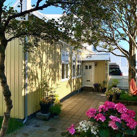 Historic Villa In Downtown Reykjavik Ngoại thất bức ảnh