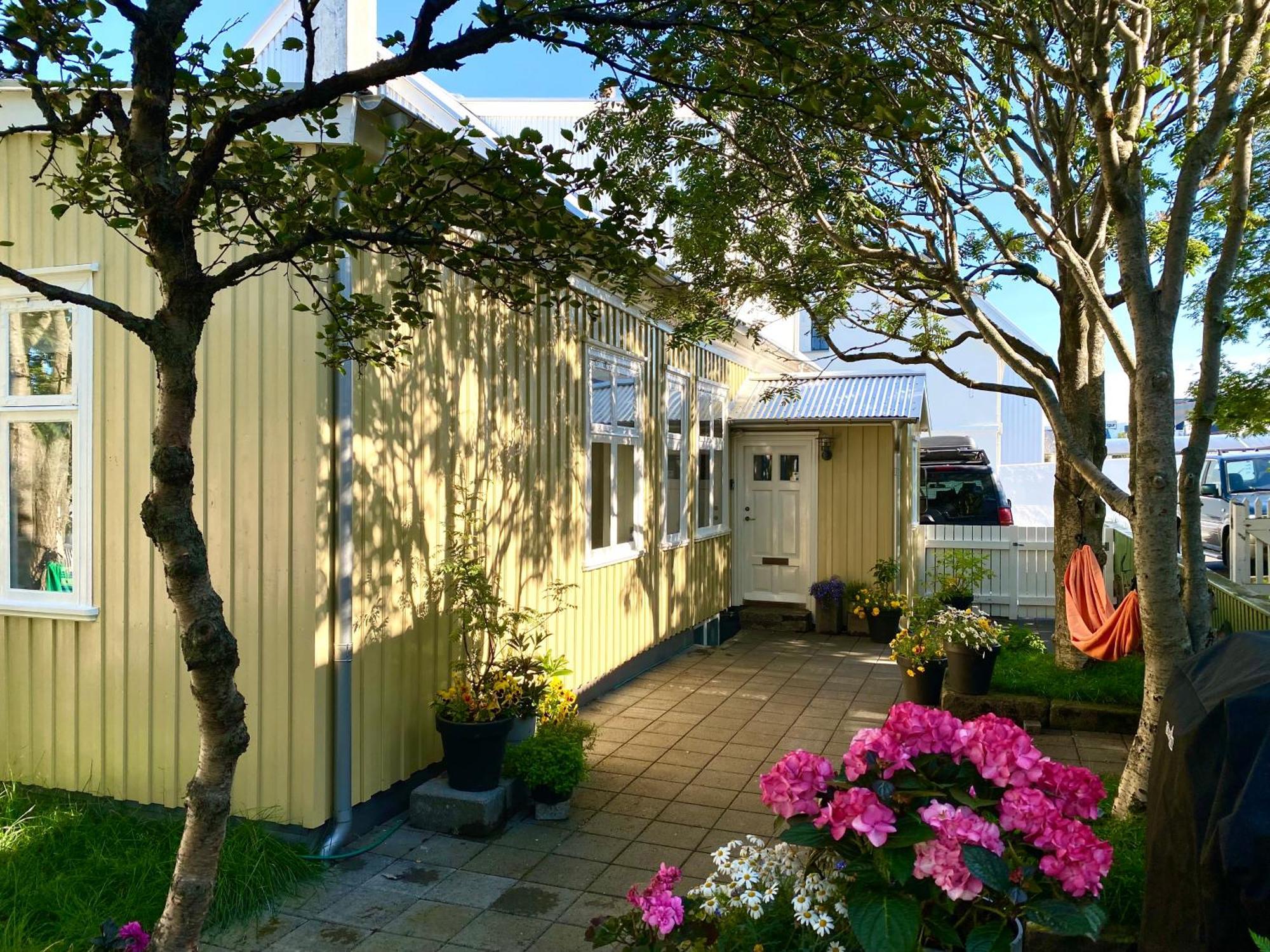 Historic Villa In Downtown Reykjavik Ngoại thất bức ảnh